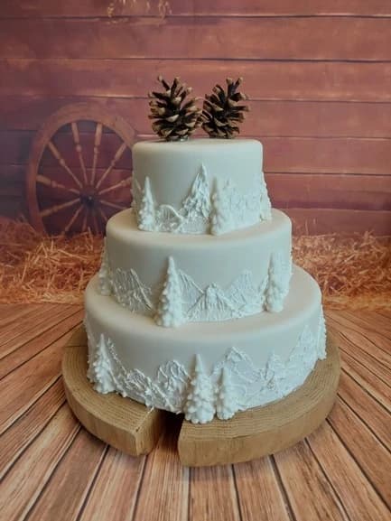 Ornamenty hor s šiškami